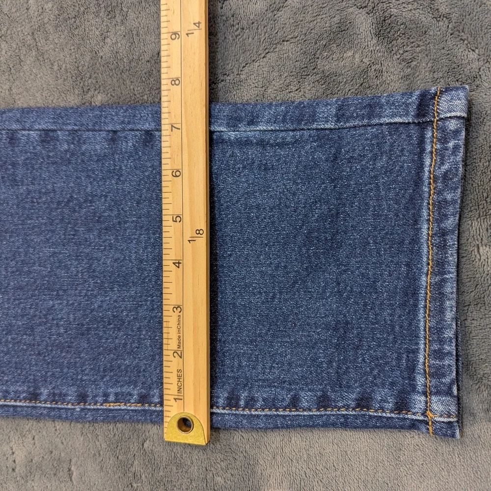 NWT Judy Blue Jeans Womens 13/31 Floral Embroidered High Rise Boyfriend Fit